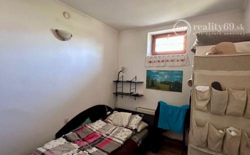 MAĎARSKO - MÉRA - PEKNÝ 6 IZBOVÝ ZREKONŠTRUOVANÝ GAZDOVSKÝ DOM.