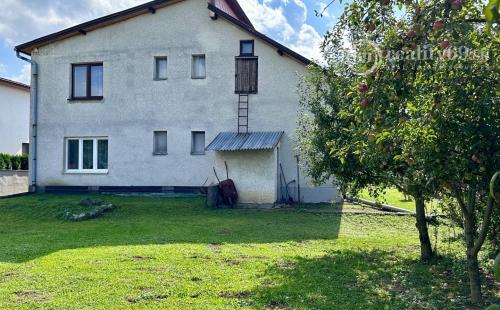 NIŽNÁ MYŠĽA - 5 IZBOVÝ RD VÝBORNÝ STAV, POZEMOK  640 M2.