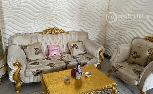 MAĎARSKO - FELSODOBSZA VIDIECKÝ DOMČEK BEZ SUSEDOV