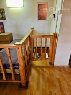 KRÁĽOVSKÝ CHLMEC - CHATA S VINNOU PIVNICOU A UDRŽIAVANOU VINICOU.