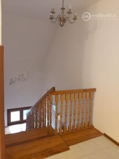 MAĎARSKO - SÁTORALJAÚJHELY - LUXUSNÝ RODINNÝ DOM 3 KM OD SLOVENSKA