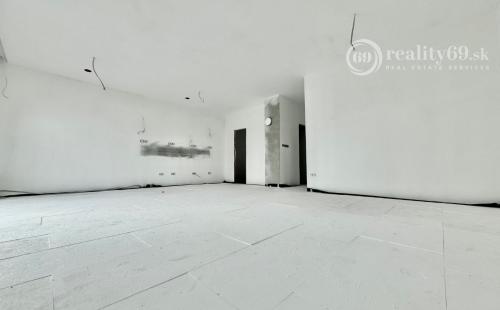 BELŽA - HOLODOM - KVALITNÁ  NOVOSTAVBA 4 IZBOVÉHO RD.