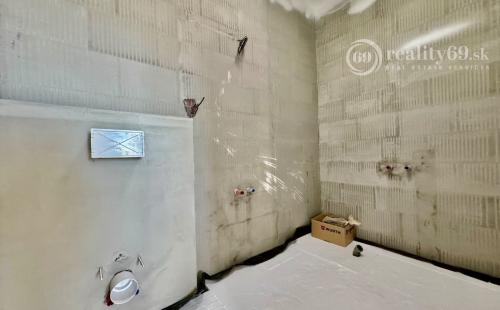 BELŽA - HOLODOM - KVALITNÁ  NOVOSTAVBA 4 IZBOVÉHO RD.