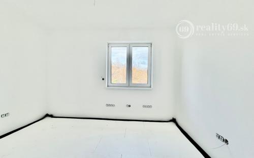 BELŽA - HOLODOM - KVALITNÁ  NOVOSTAVBA 4 IZBOVÉHO RD.