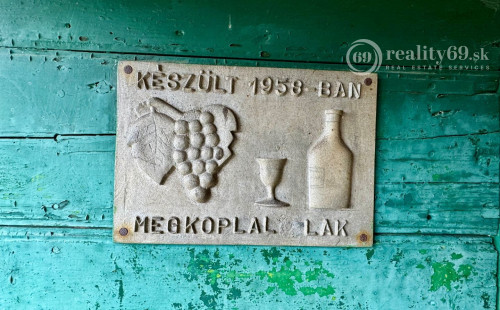 MAĎARSKO - BODVASZILAS VINNÁ PIVNICA, CHATA< S POZEMKOM 3000 M2.