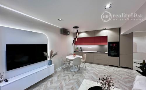 SEVER -  HLINKOVA - 4 IZBOVÝ LUXUSNÝ MODERNÝ BYT 83 M2 V TOP LOKALITE