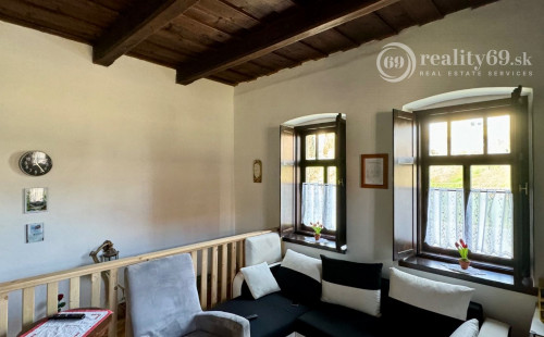 MAĎARSKO - SZIN - PEKNÝ 3 IZBOVÝ RODINNÝ DOM, POZEMOK 2200 M2.