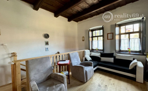 MAĎARSKO - SZIN - PEKNÝ 3 IZBOVÝ RODINNÝ DOM, POZEMOK 2200 M2.