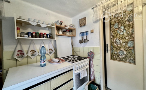 NOVÁ CENA ! - ĎURKOV - 3 IZBOVÝ RD, LETNÁ KUCHYŇA, GARÁŽ S PEKNÝM POZEMKOM 968 M2.