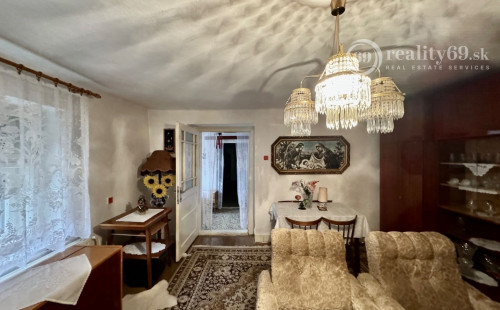 NOVÁ CENA ! - ĎURKOV - 3 IZBOVÝ RD, LETNÁ KUCHYŇA, GARÁŽ S PEKNÝM POZEMKOM 968 M2.