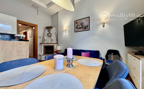 CENTRUM MESTA - MASARYKOVA DVOJGENERAČNÝ 5 IZBOVÝ BYT 230 M2.