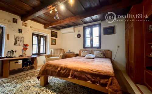 MAĎARSKO - GÖNC PEKNÝ 3 IZBOVÝ RODINNÝ DOM.