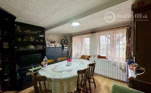 MAĎARSKO - ENCS - ABÚJDEVECSER  - 4 IZBOVÝ DOM IHNEĎ OBÝVATEĽNÝ