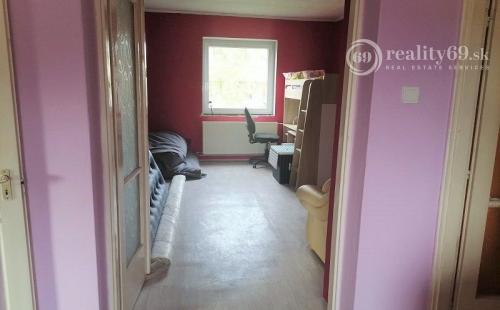 REZERVOVANÉ - MAĎARSKO - NOVAJIDRANY PEKNÝ 6 IZBOVÝ POSCHODOVÝ RODINNÝ DOM, KUCHYŇA, KÚPEĽŇA, POZEMOK 800 M2.