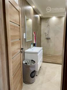 MAĎARSKO - NOVAJIDRANY - RODINNÉ SÍDLO S FANTASTICKÝM POZEMKOM.