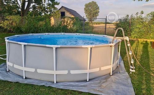 MAĎARSKO - NOVAJIDRANY - RODINNÉ SÍDLO S FANTASTICKÝM POZEMKOM.