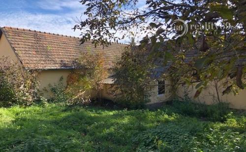 MAĎARSKO - KÉKED 3 IZBOVÝ RODINNÝ DOM S PEKNÝM POZEMKOM POHRANIČNÁ OBLASŤ.