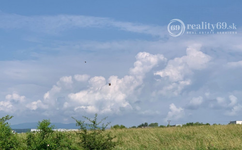 JUH - OBCHVAT SMER OPTIMA 5.970 M2 NA STAVBU PUMPY, SHOWROOMU, AUTOMYVÁRNE, SERVISU.