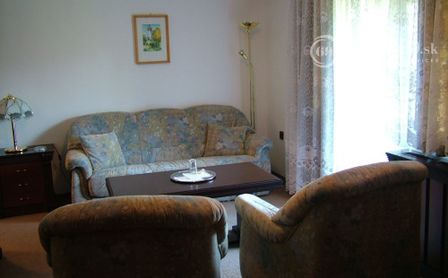 MAĎARSKO - GONC 13 IZBOVÝ OBYTNÝ OBJEKT NA BÝVANIE, PODNIKANIE