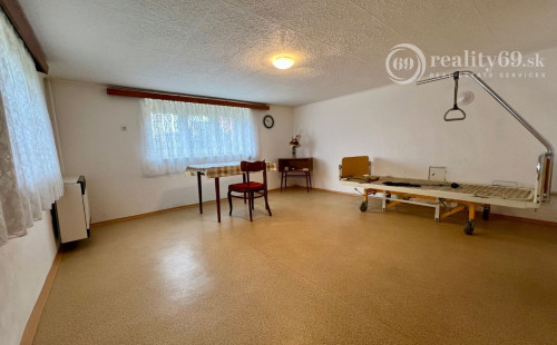 PLOSKÉ - ORTÁŠE POSCHODOVÝ RODINNÝ DOM IBA 16 KM OD KOŠÍC