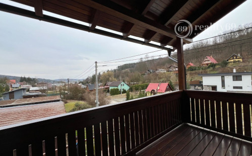 VEĽKÁ DOMAŠA - VALKOV APARTMÁNOVÝ DOM SO 6 OBYTNÝMI JEDNOTKAMI.