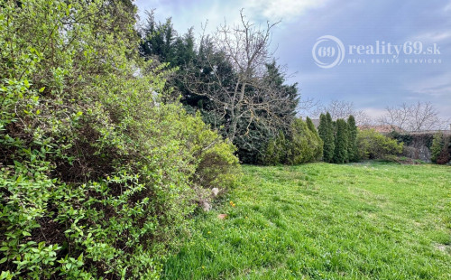 MAĎARSKO - TÁLLYA SUPER 3 IZBOVÝ RODINNÝ DOM V TOKAJSKEJ VINOHRADNÍCKEJ OBLASTI.