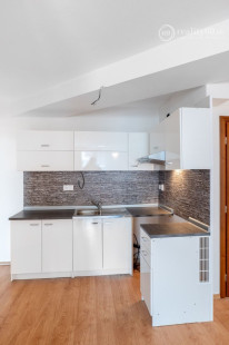 MARIÁNKA - 2 IZBOVÝ BYT 55 M2 VHODNÝ AJ NA PODNIKANIE.