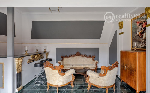 MARIÁNKA - TOP PONUKA PENZÓN S 13 IZBAMI, VINÁREŇ, BAZÉN, ALTÁNOK - SUPER STAV.