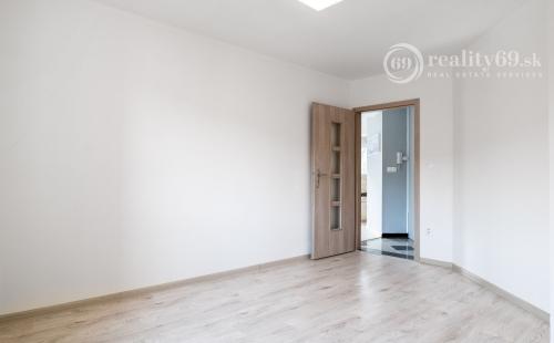 REZERVOVANÉ - MARIÁNKA - PEKNÝ 3 IZBOVÝ BYT 108 M2 S KRÁSNYM VÝHĽADOM.