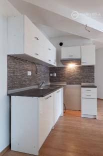 MARIÁNKA - 2 IZBOVÝ BYT 55 M2 VHODNÝ AJ NA PODNIKANIE.