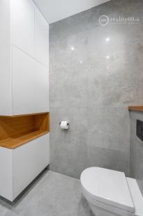 JUH - LUXUSNÁ NOVOSTAVBA 5 IZBOVÉHO RD V TOP LOKALITE