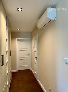 ROZHANOVCE - 3 IZBOVÝ MODERNÝ RD S TERASOU, NOVOSTAVBA KOMPLETNE ZARIADENÁ.