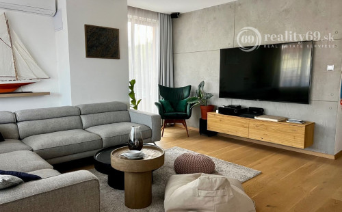 STARÉ MESTO -  JISKROVÁ / KMEŤOVA 3 IZBOVÝ LUXUSNÝ MODERNÝ BYT 92 M2 + TERASA 15 M2 V TOP LOKALITE