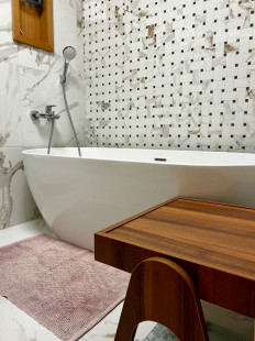 STARÉ MESTO -  JISKROVÁ / KMEŤOVA 3 IZBOVÝ LUXUSNÝ MODERNÝ BYT 92 M2 + TERASA 15 M2 V TOP LOKALITE