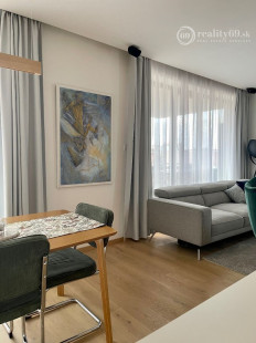 STARÉ MESTO -  JISKROVÁ / KMEŤOVA 3 IZBOVÝ LUXUSNÝ MODERNÝ BYT 92 M2 + TERASA 15 M2 V TOP LOKALITE