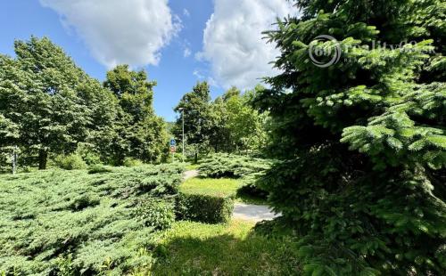 JAZERO - LADOŽSKÁ PEKNÝ 3 IZBOVÝ BYT PO REKONŠTRUKCII 65 M2 + LODŽIA A PIVNICA.