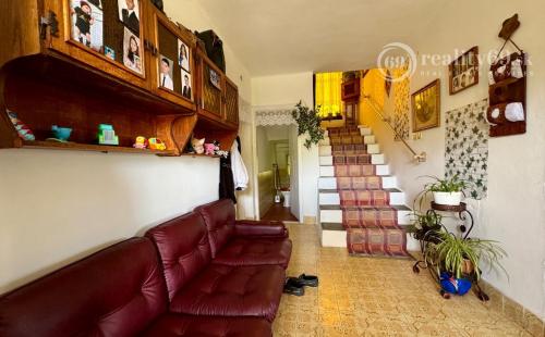 MAĎARSKO - SZALONNA 4 IZBOVÝ POSCHODOVÝ RODINNÝ DOM S VEĽKÝM POZEMKOM 2000 M2