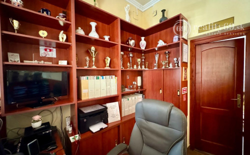 MAĎARSKO - MEZŐKÖVESD PENZIÓN S 13 APARTMÁNMI, TERASA, REŠTAURÁCIA V TOP LOKALITE