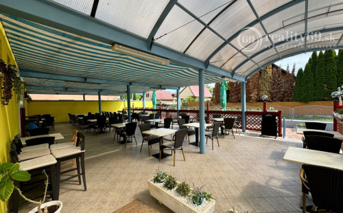 MAĎARSKO - MEZŐKÖVESD PENZIÓN S 13 APARTMÁNMI, TERASA, REŠTAURÁCIA V TOP LOKALITE