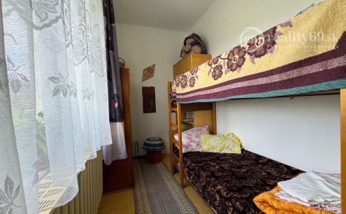 MAĎARSKO - SZALONNA 4 IZBOVÝ POSCHODOVÝ RODINNÝ DOM S VEĽKÝM POZEMKOM 2000 M2