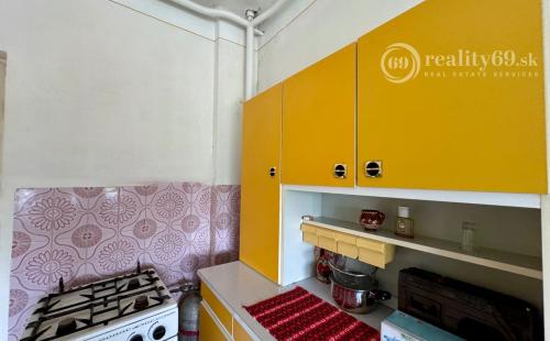 MAĎARSKO - SZALASZEND 5 IZBOVÝ RODINNÝ DOM 40 KM OD KOŠÍC