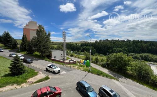 LEVOČA - 2 IZBOVÝ BYT, 54 M2, VÝBORNÝ PÔVODNÝ STAV.