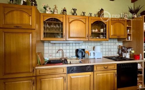 MAĎARSKO - BÓDVARÁKÓ ŠTÝLOVÝ STATOK VHODNÝ NA PENZIÓN- KOMPLETNÁ REKONŠTRUKCIA.