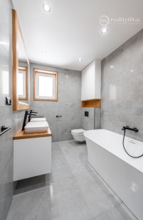 JUH - LUXUSNÁ NOVOSTAVBA 5 IZBOVÉHO RD V TOP LOKALITE.