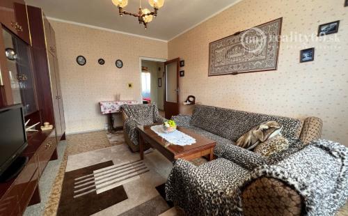 LEVOČA - 2 IZBOVÝ BYT, 58 M2, VÝBORNÝ PÔVODNÝ STAV