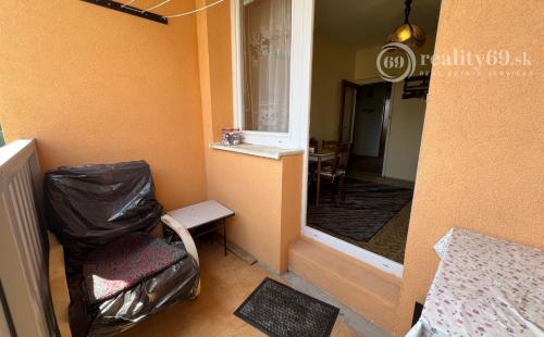 LEVOČA - 2 IZBOVÝ BYT, 58 M2, VÝBORNÝ PÔVODNÝ STAV