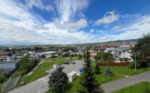 LEVOČA - 2 IZBOVÝ BYT, 58 M2, VÝBORNÝ PÔVODNÝ STAV