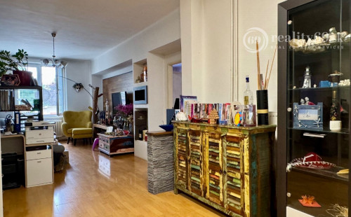 STARÉ MESTO - KOMENSKÉHO SUPER 3 IZBOVÝ TEHLOVÝ BYT 120 M2.