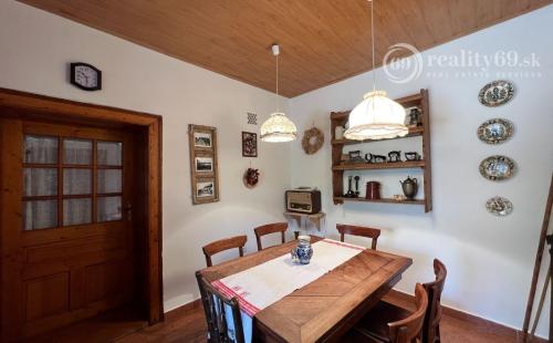 MAĎARSKO - BORSODIVÁNKA KRÁSNÝ SEDLIACKÝ DOM PO KOMPLETNEJ REKONŠTRUKCII.