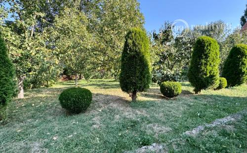 MAĎARSKO - HEJCE SUPER RODINNÝ DOM - PENZIÓN NÁDHERNÉ MIESTO.